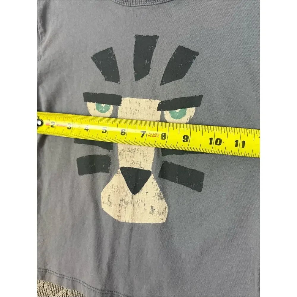 Zara Kids Grey Long-Sleeve Tee with Lion Graphic ~ 3/4
